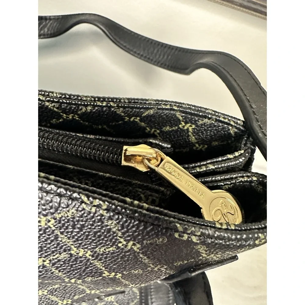RIONI Courtney Hobo Tote‎ ST-20228 Expandable, Classy, Beautiful MSRP $350